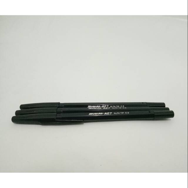 

Standard AE7 hitam