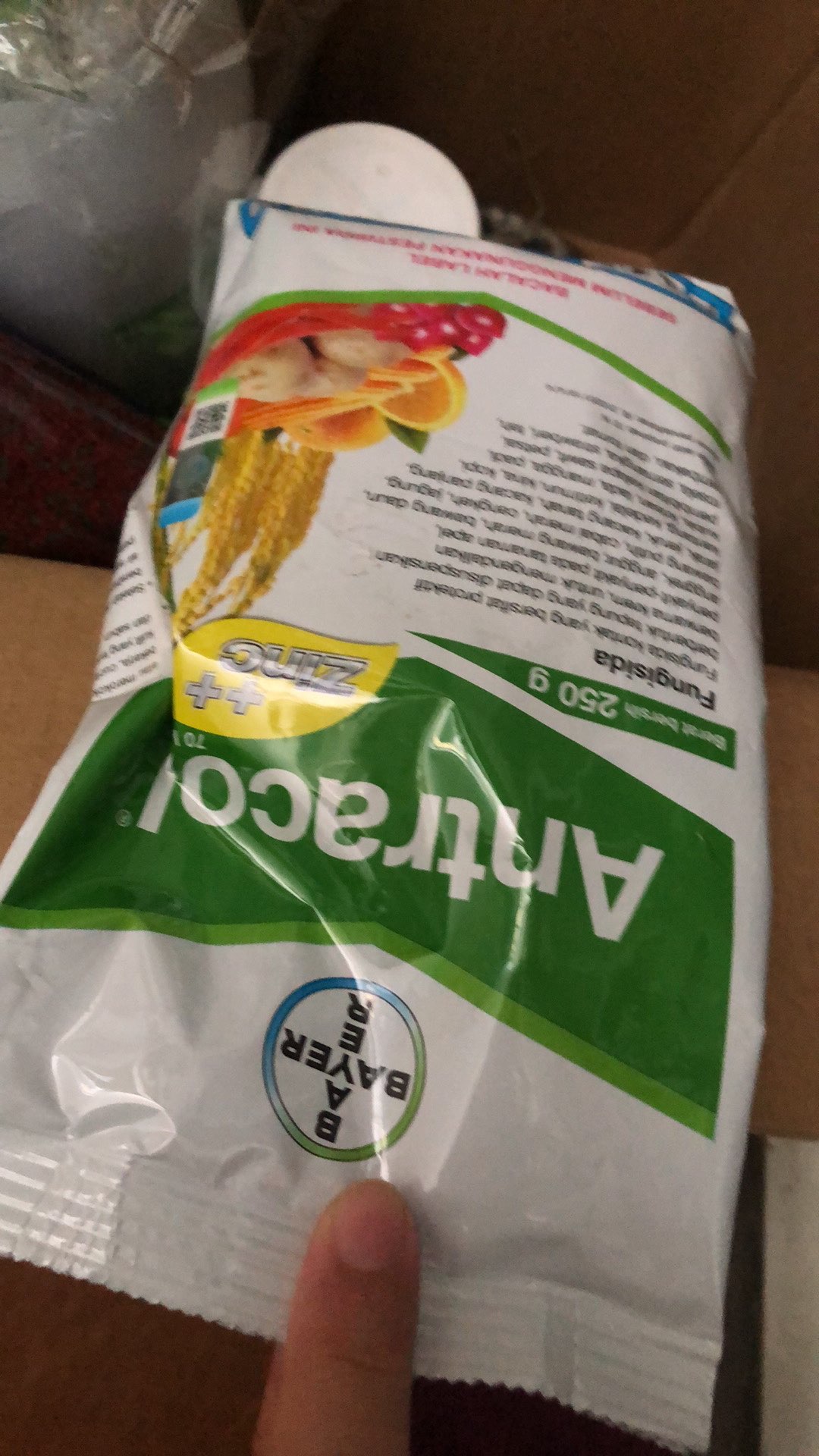 Antracol Kemasan Pabrik 250 Gram ( Fungisida )