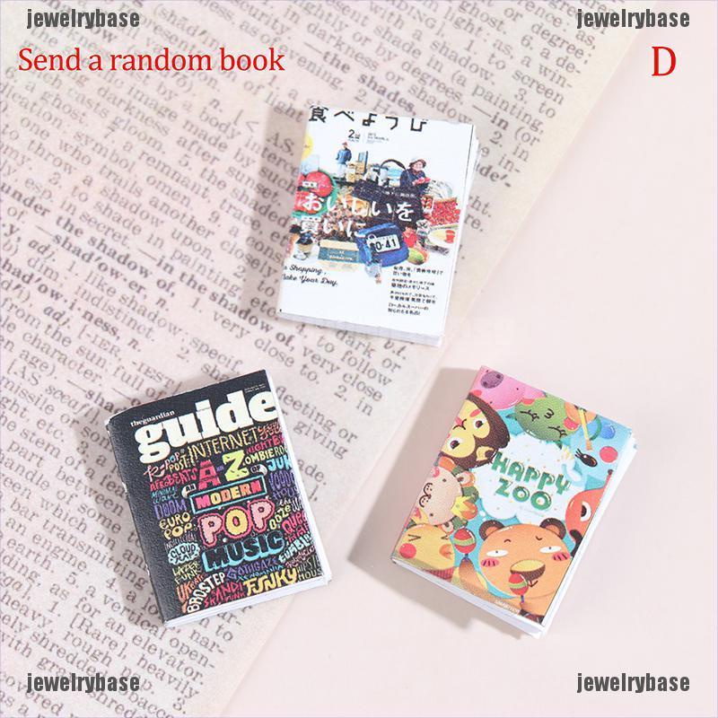 1pc Miniatur Buku Mini Skala 1: 12 Untuk Aksesoris Rumah Boneka