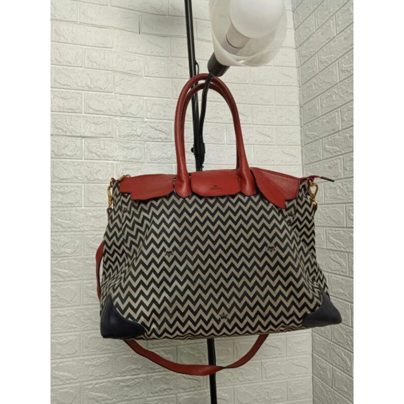 SALE NETT PRICE tas jestina sling bag preloved