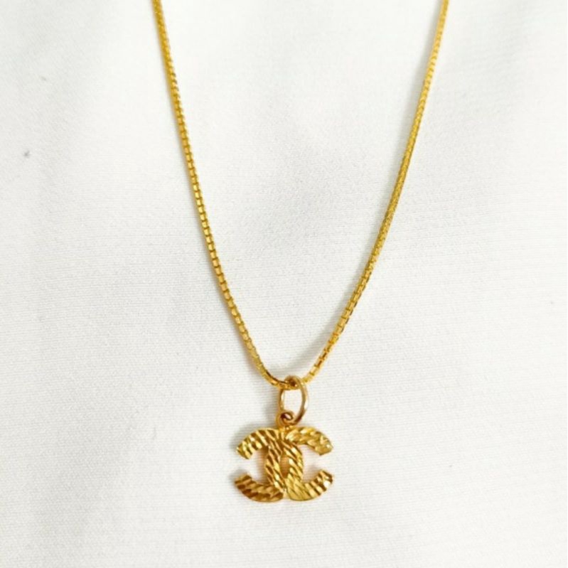 Kalung Liontin Brand necklace Pendant Cantik Gold Perhiasan Emas asli