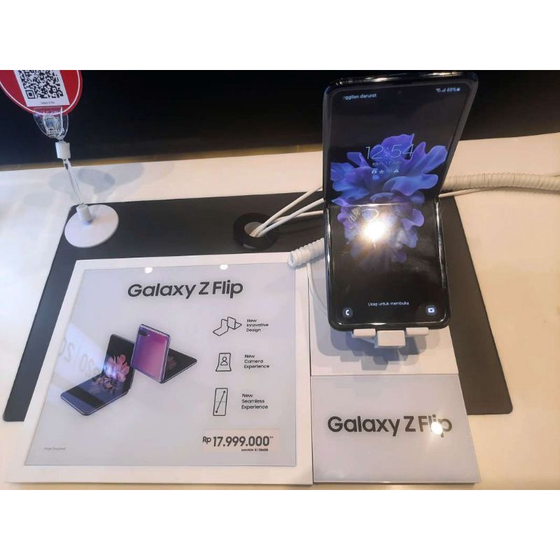 SAMSUNG GALAXY Z FLIP 1 8/256 ORIGINAL RESMI SEIN ERAJAYA ERAFONE