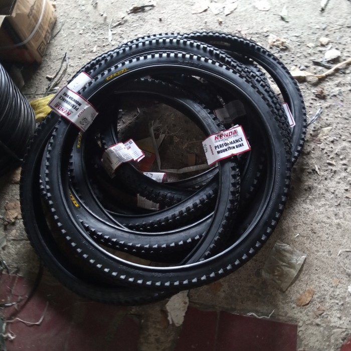 Ban Luar 26 x 195 Kenda Sepeda ukuran 26 x 1.95 hitam Offroad