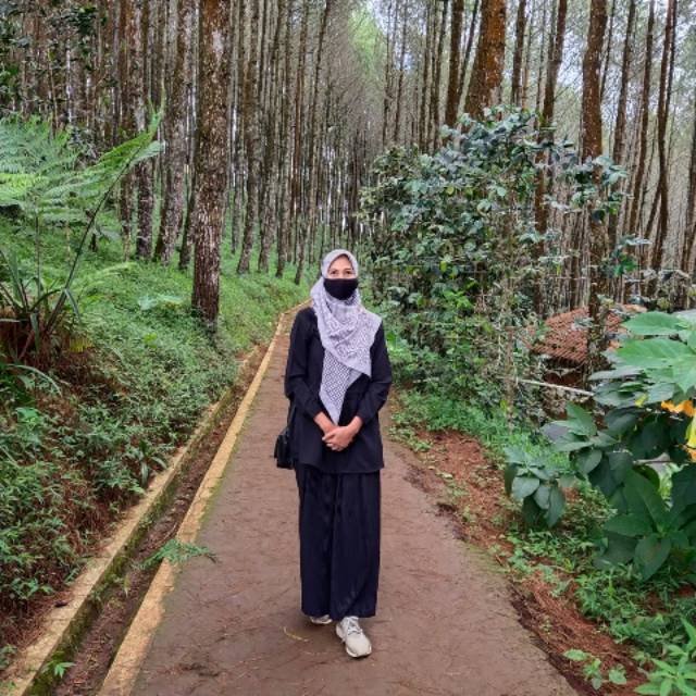 heni_riandari