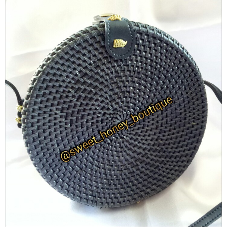 Sweet Honey ~ Grosir Tas Rotan Bulat Bali Diameter 20cm Warna Hitam