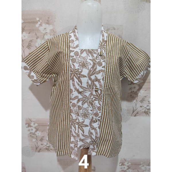 Batik Anak Atasan Kebaya Kutu (usia 7-9th)