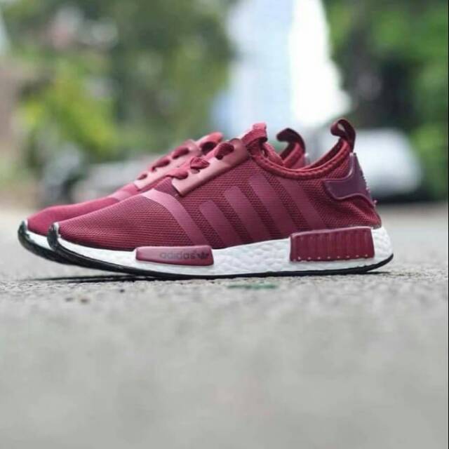 adidas nmd r1 maroon