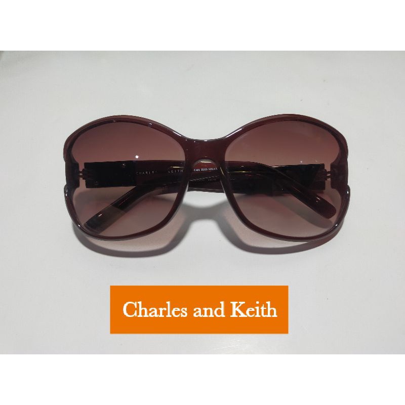 Preloved sunglasses Charles & Keith Authentic