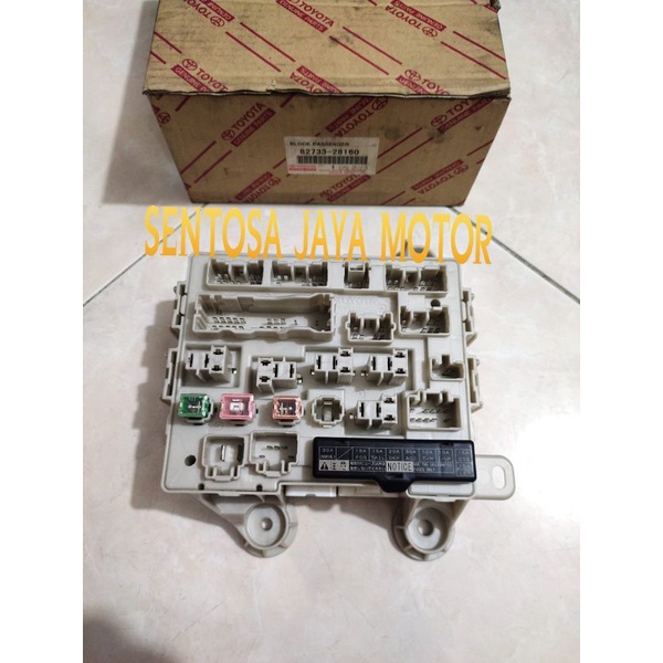 Fuse Box Sekring Junction Block Toyota Previa Tarago Original 82733-28160
