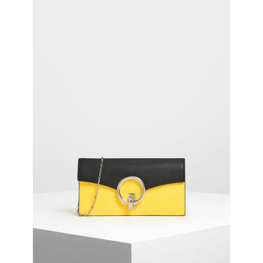 CHARLES & KEITH Chain Link Ring Detail Wallet