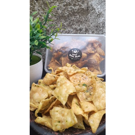 

KERIPIK DAUN JERUK ORIGINAL BANG JALAL KERIPIK VIRAL DAUN JERUK
