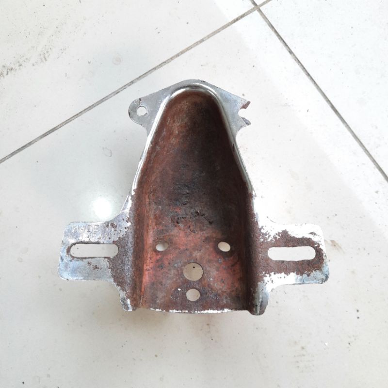 Dudukan pangkon lampu belakang stoplamp stop lamp suzuki ts100 ts 100 Fr70 Fr 70 Fr80 Fr 80 A100 A 1