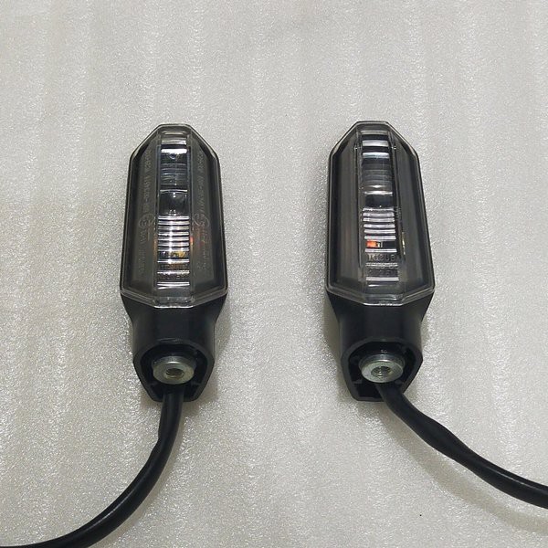 sein sen riting depan belakang Vario 125 150 new 2018 cb 150 LED CBR 150 LED adv 150 set sepasang