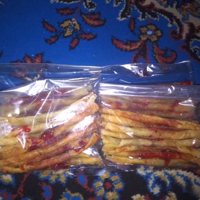 

Piscok(pisang strawberry)