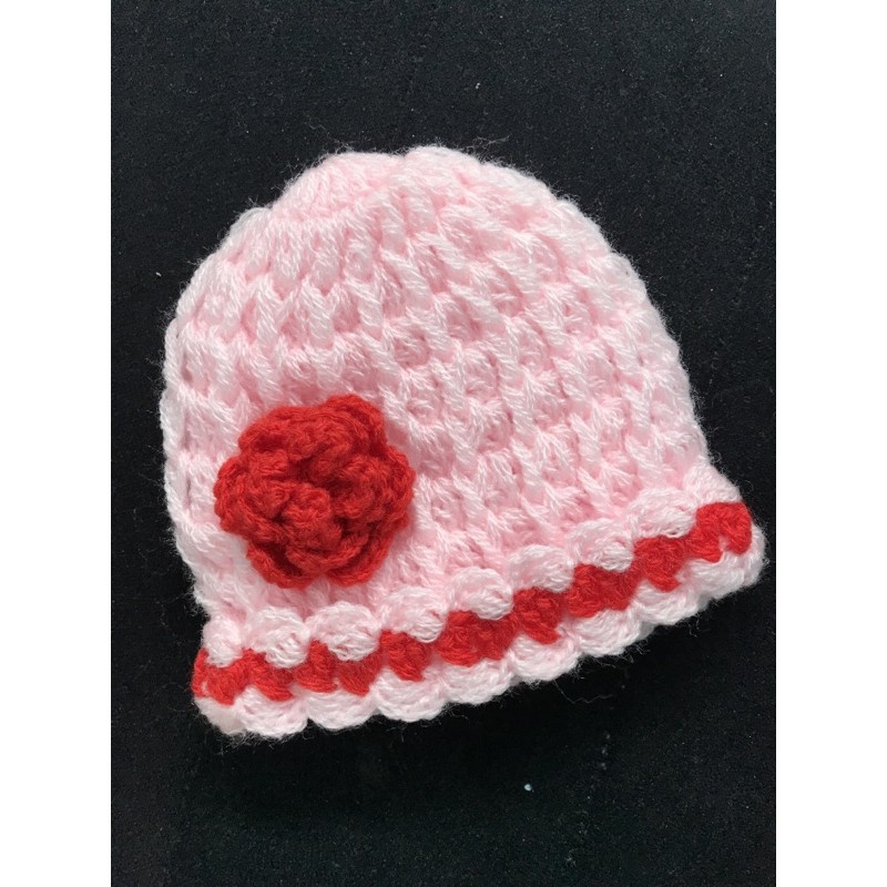 PRELOVED topi/tutup kepala/kupluk baby rajut mawar