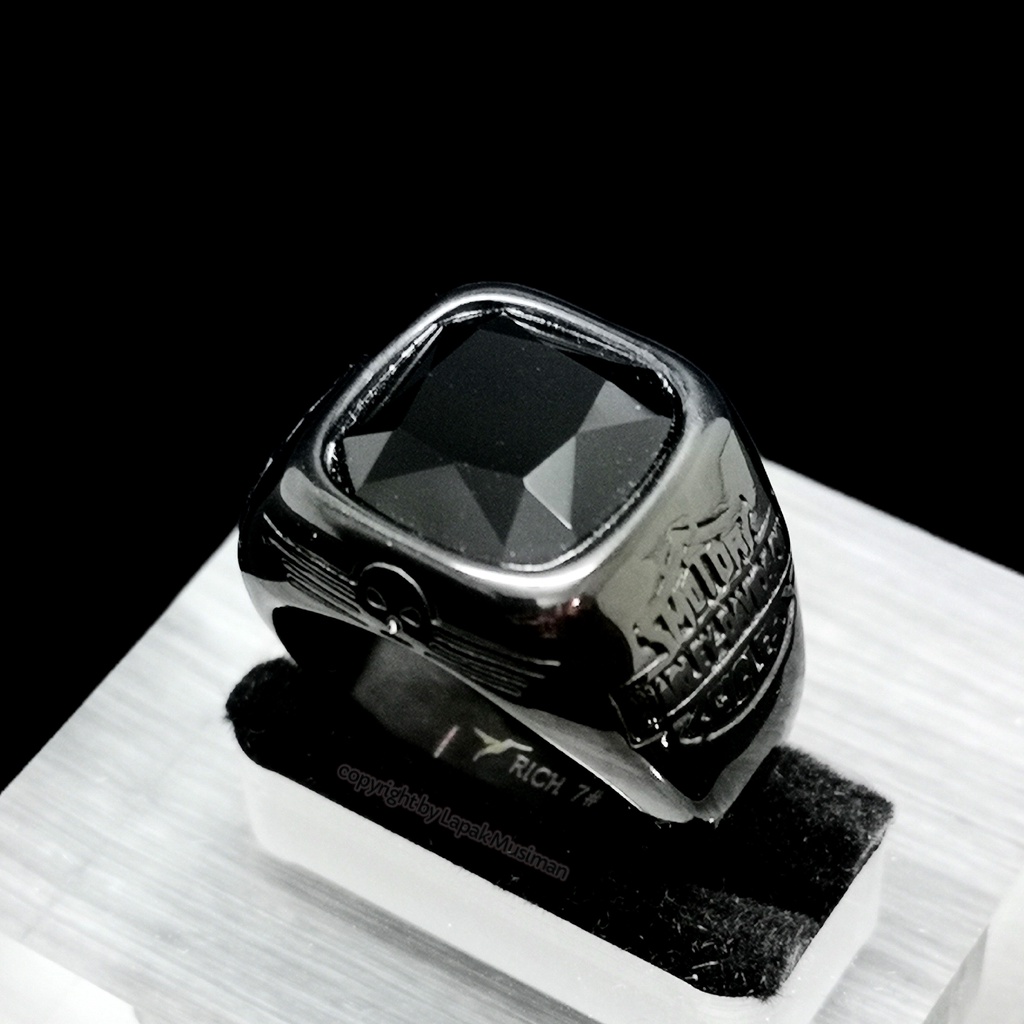 [Bayar di Tempat] Cincin Pria Titanium Merah Hitam Batu Ruby Siam Onyx Model Harley