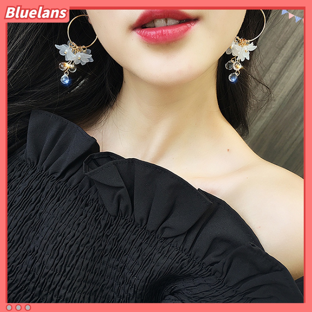 Bluelans Anting Juntai Bentuk Bunga Bahan Akrilik Untuk Wanita