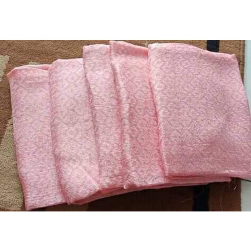 kain viscose polos semi sutera warna merah muda