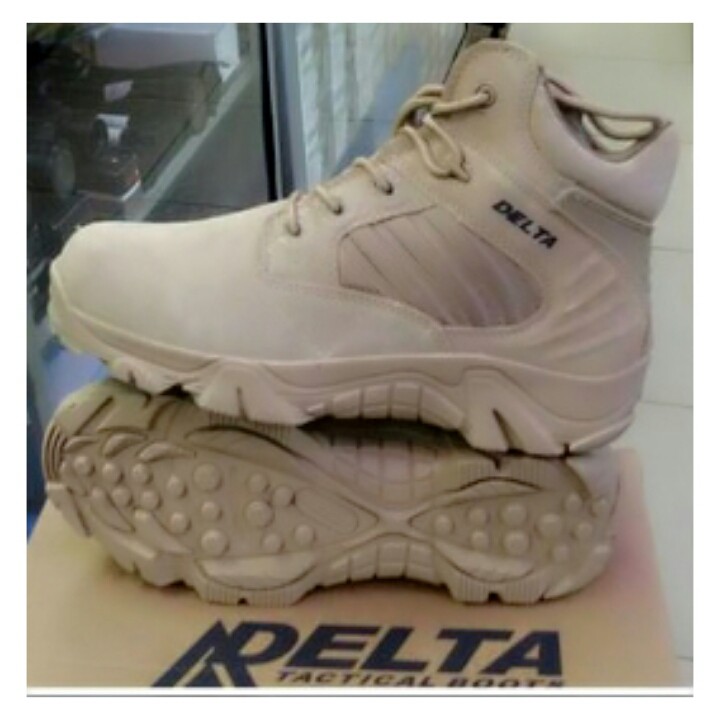 Sepatu Tracking / Sepatu Gunung SEPATU DELTA 6 IN