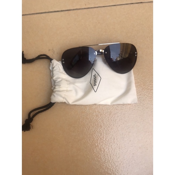 fossil sunnies
