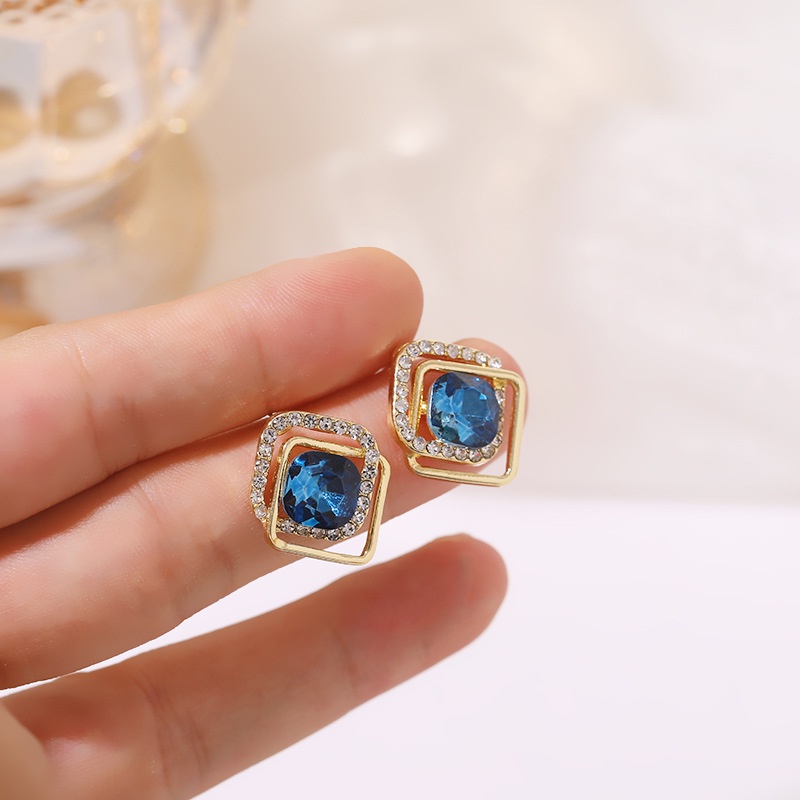 Sterling silver jarum Korea halus Zircon Blue Diamond Internet terkenal elegan anting-anting wanita