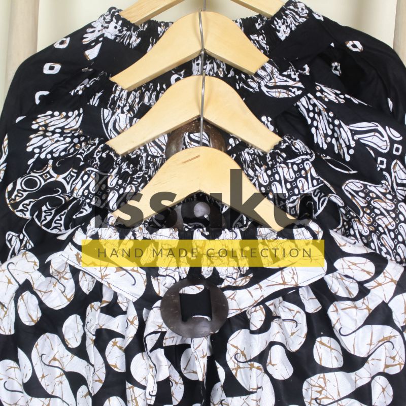 Rok Klok Payung Motif Batik Batik Klasik Kekinian