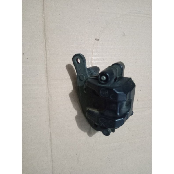 kaliper rem depan pala babi cakram honda vario 125-150 led new tokico