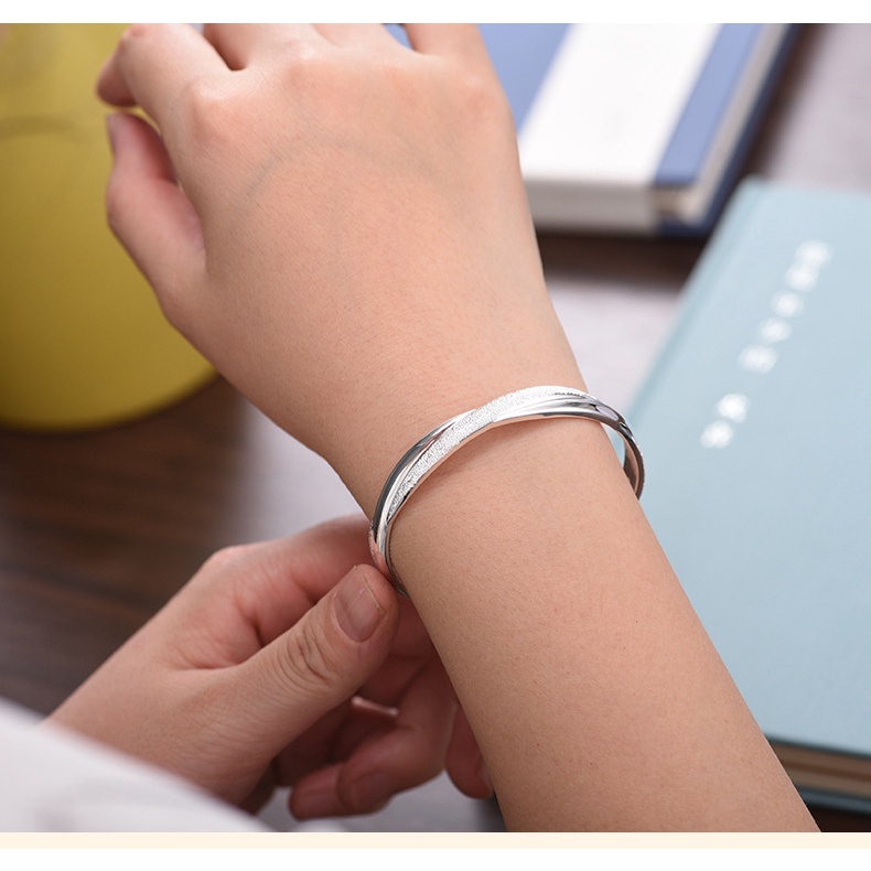 Gelang Model Terbuka Bahan 999 Sterling Silver Untuk Wanita