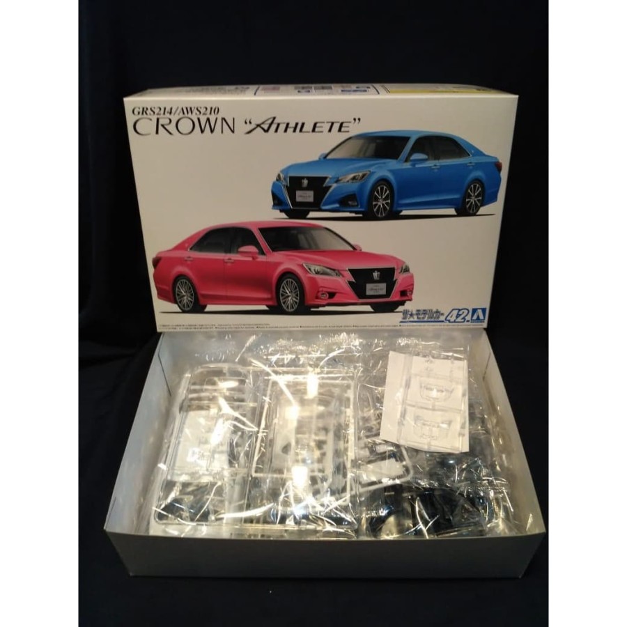 AOSHIMA 1/24 TOYOTA GRS214/AWS210 CROWN '15