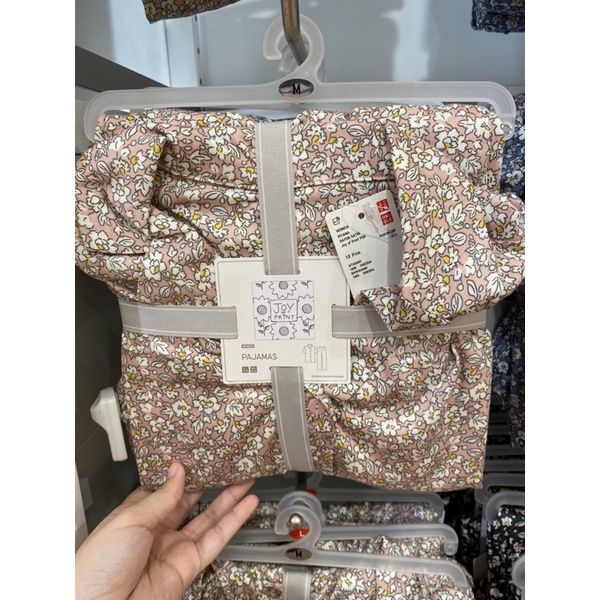SALE‼️ WOMEN PIYAMA RAYON SATIN JOY OF PRINT PDK - UNIQLO