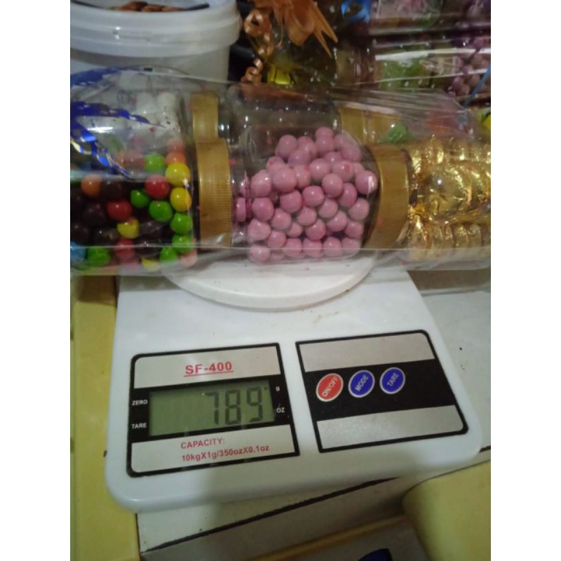 

Paket Coklat isi 6 Toples