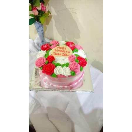 

Kue ulang tahun bunga romantis Kue tart bunga romantis Birthday cake bunga romantis Wedding cake anniversary cake