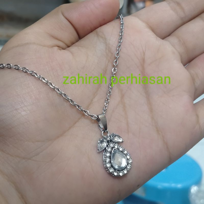 kalung wanita Nori motif free liontin permata perak