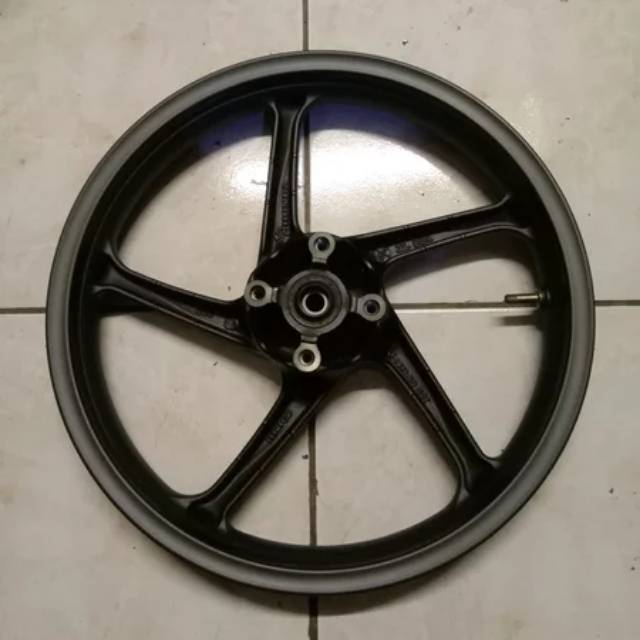 Velg depan Beat original