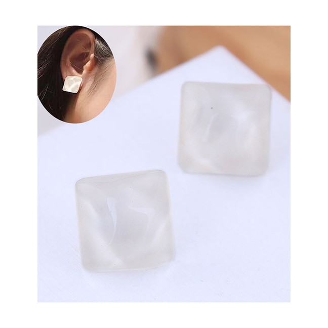 LRC Anting Tusuk Fashion Resin Square Earrings A58453