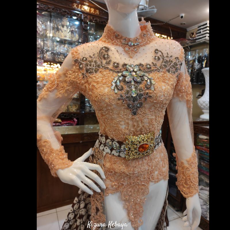 Kebaya Slim Pengantin Batik