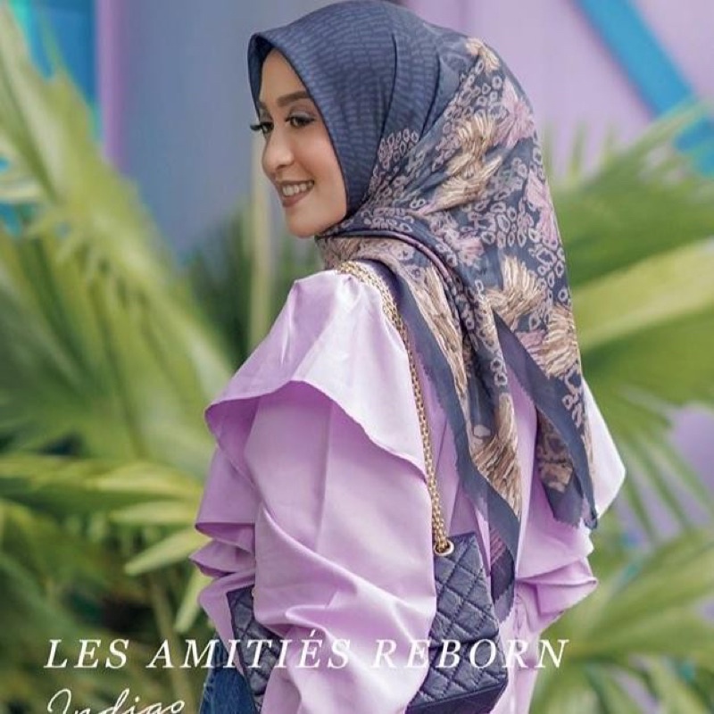 PRELOVED BUTTONSCARVES LES AMITIES INDIGO