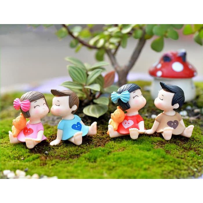 Miniature Lover Figures - Lovers Couple Figurines #02 (2pcs)