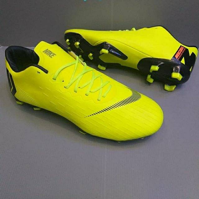 sepatu bola nike mercurial vapor xii