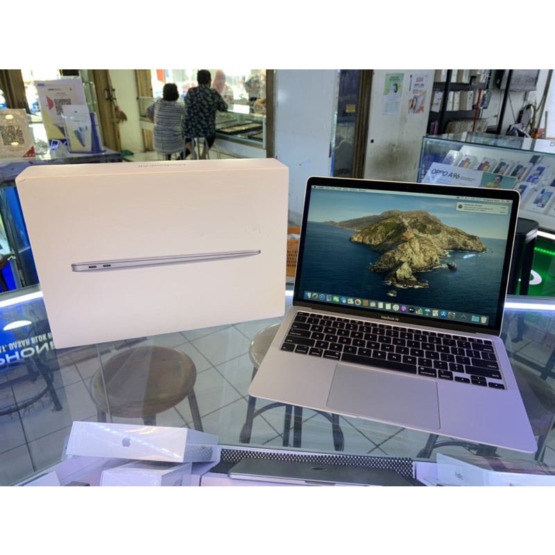 macbook air 2020 13inch ibox second