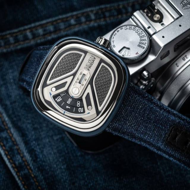 SevenFriday M1B/01 URBAN EXPLORER