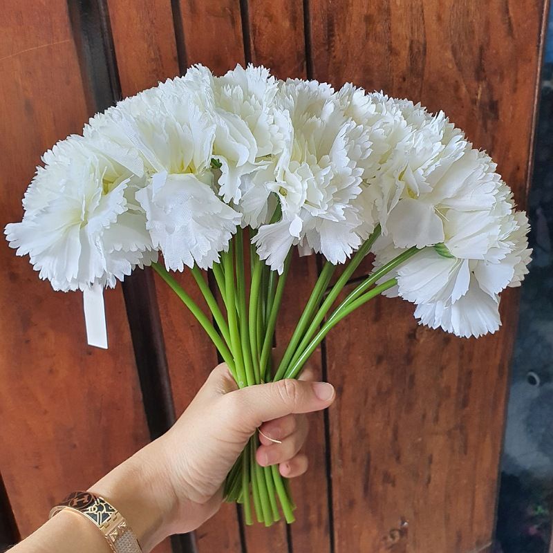 Bunga Buket Carnation Putih ( 7 tangkai )