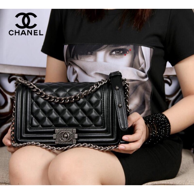 CHANEL BOY Hardware Classic (2810) & CHANEL Maxi Double Flap (1627)