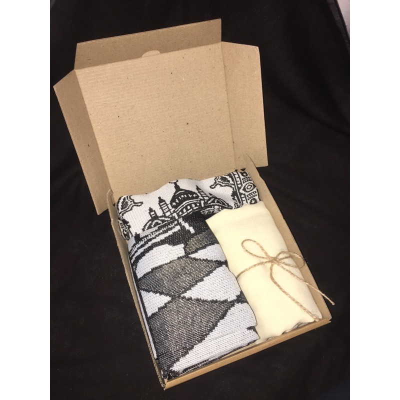 Hampers Sajadah Travel Tenun + Kerudung Paris Premium Souvenir Parcel Lebaran Aqiqah Tahlil Umroh