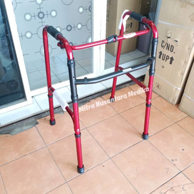 Wolker alat Bantu Berjalan Wolker Avico Maroon