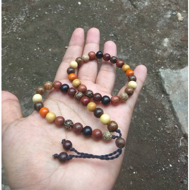 Gelang kombinasi/gelang etnik/gelang kayu bertuah/gelang kombinasi 8 kayu Nusantara