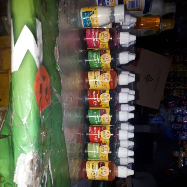 

Pewarna Makanan Koepoe Koepoe Sedia semua warna MURAH!!!