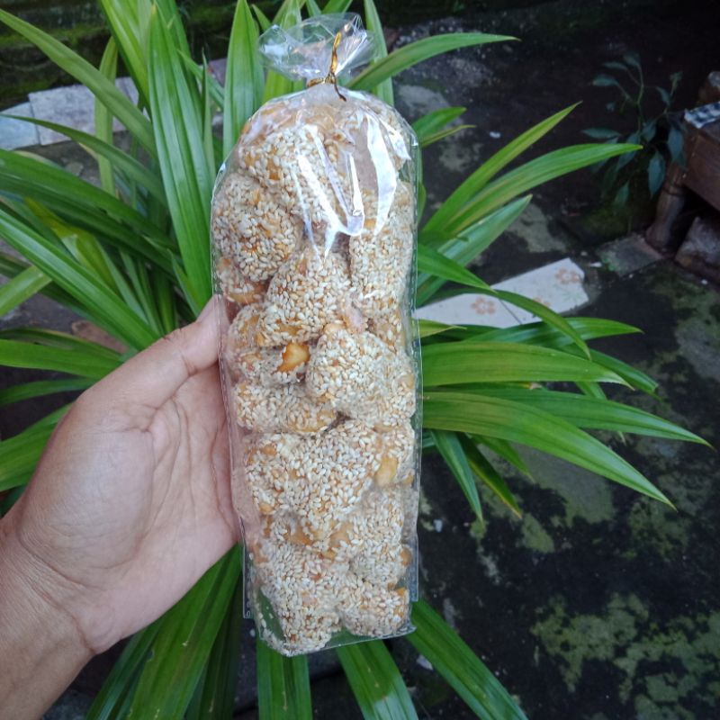 

KUE MANCO / OLEH OLEH KHAS MADIUN /OLEH OLEH KHAS PONOROGO