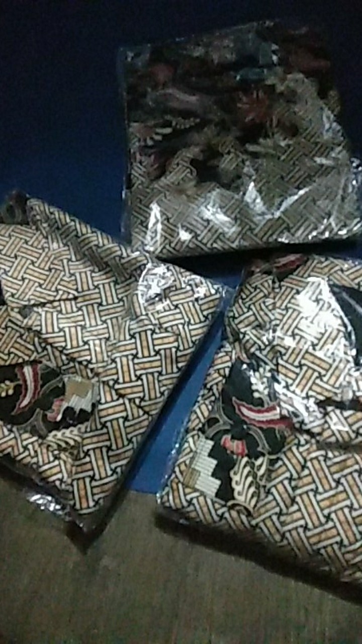 Kemeja Batik Semi Sutra Silky Premium Puring Istimewa