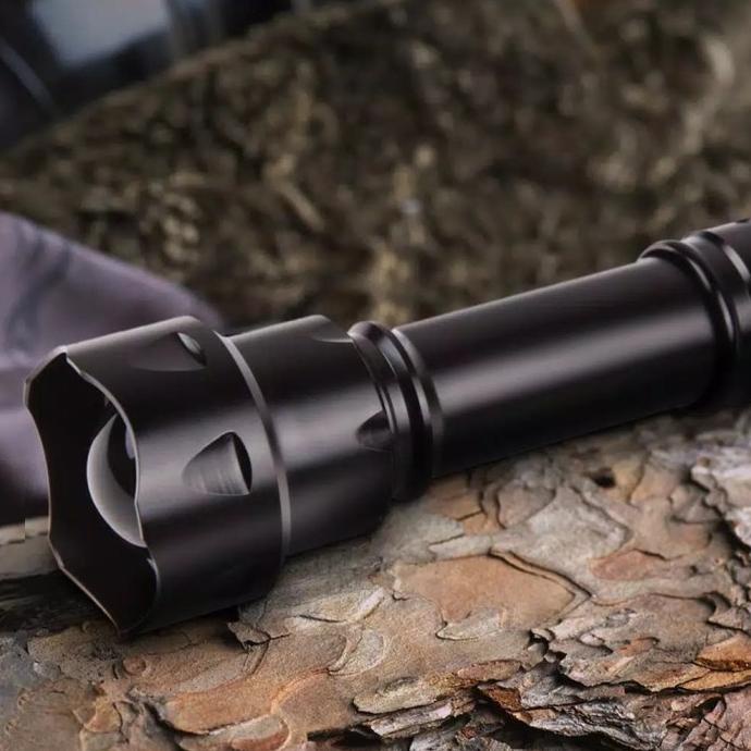 Lampu Senter Infra Merah Infrared Zoom - Night Vision IR Flashlight